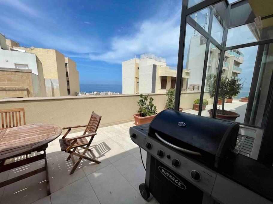 Sea View Penthouse In Tas-Sliema Daire Dış mekan fotoğraf